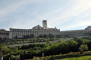 la-stupenda-basilica-di-san-francesco_t